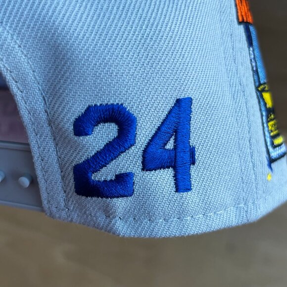 MITCHELL & NESS MARINERS KEN GRIFFEY JR TOPPS X LIDS PLAYER CHASE SERIES 2 HAT - Picture 4 of 8